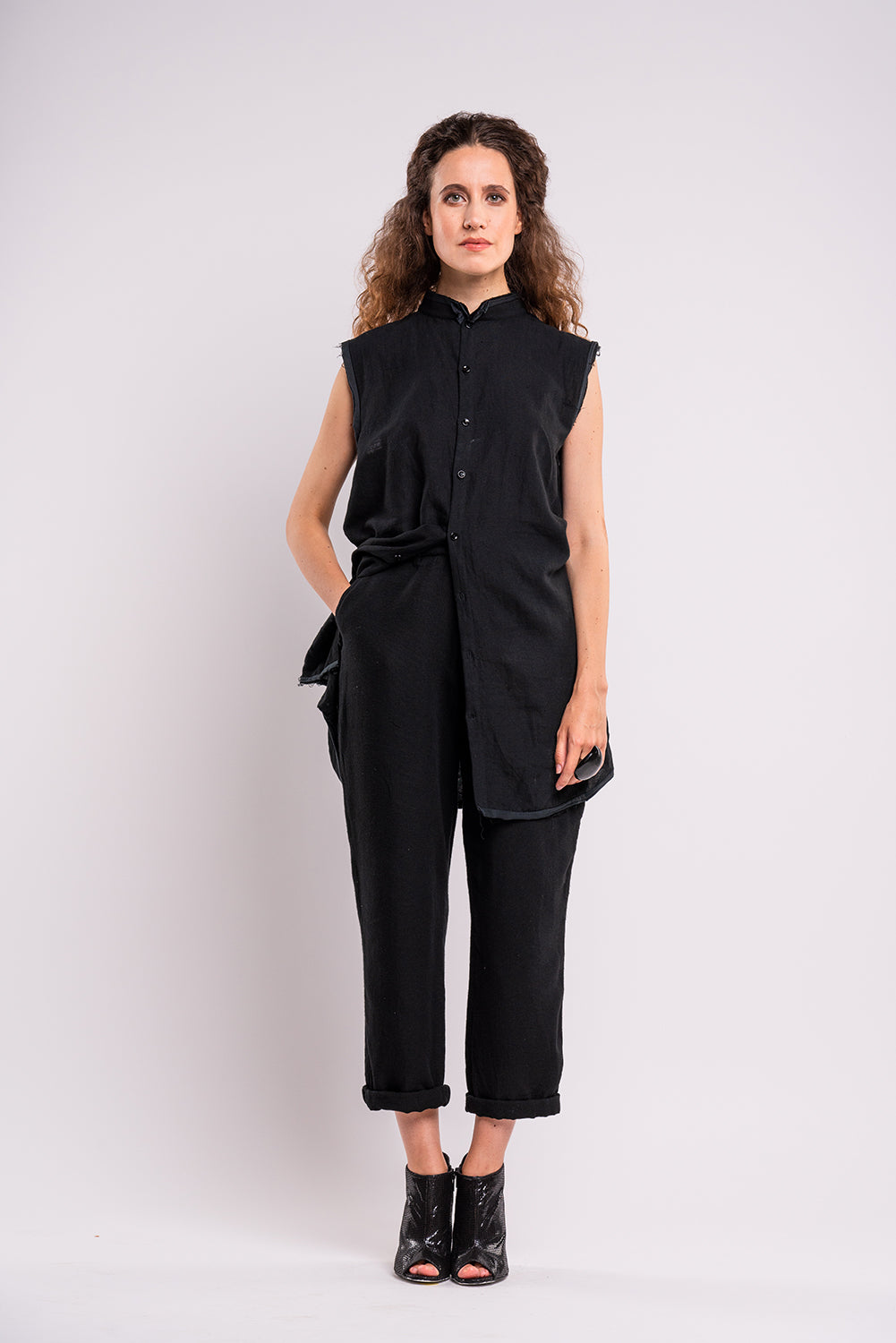 Raw Sleeveless Shirt